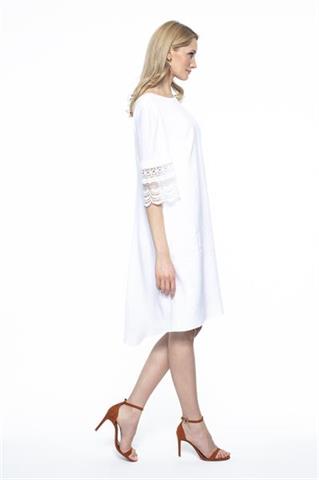 Lniana sukienka z ażurowym rękawem 58249 - 275401