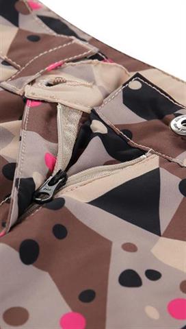 Wielokolorowe spodenki damskie outdoorowe 58317 - 293021