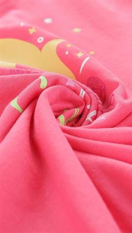 Różowy t-shirt dziecięcy z nadrukiem 58430 - 297511