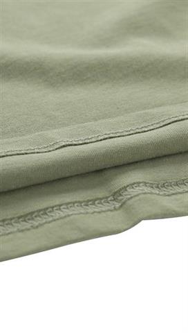 Oliwkowy t-shirt męski z nadrukiem 58366 - 298621