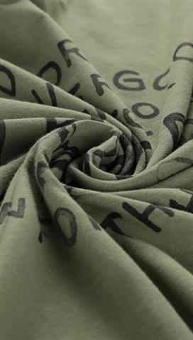 Oliwkowy t-shirt męski z nadrukiem 58367 - 298831