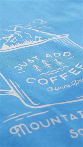 Niebieski t-shirt męski z nadrukiem 58370 - 299371