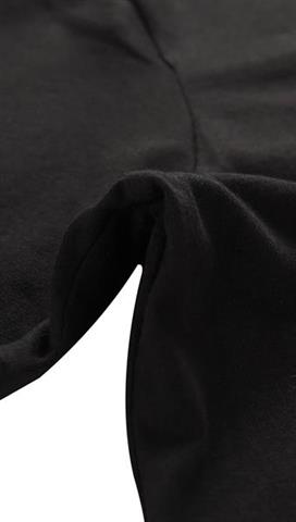 Czarny t-shirt męski z haftem 58372 - 299791