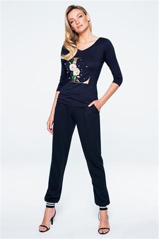 Granatowa bluzka z nadrukiem i perełkami 58501 - 324101