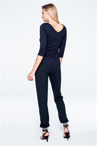 Granatowa bluzka z nadrukiem i perełkami 58501 - 324121