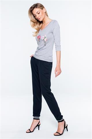 Szara bluzka z kolorowym nadrukiem 58510 - 324371