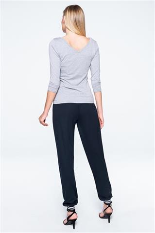 Szara bluzka z kolorowym nadrukiem 58510 - 324381