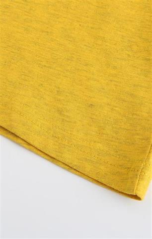 Żółty t-shirt bawełniany V-neck 58737 - 382121