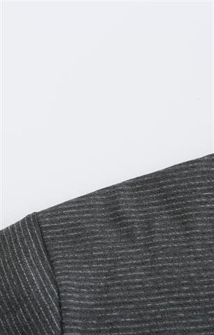 Grafitowy t-shirt męski V-neck 58805 - 383421