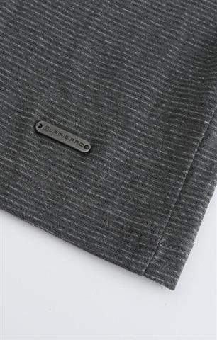 Grafitowy t-shirt męski V-neck 58805 - 383441