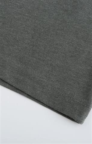 Szary t-shirt bawełniany z nadrukiem 58808 - 383701