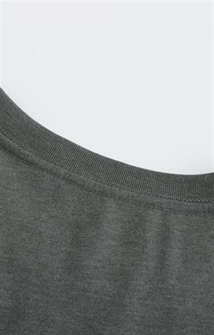 Szary t-shirt bawełniany z nadrukiem 58808 - 383711