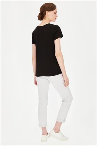 Czarny t-shirt damski z cekinami 58825 - 396581