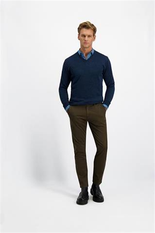 Sweter v-neck z wełną 74077 - 416981