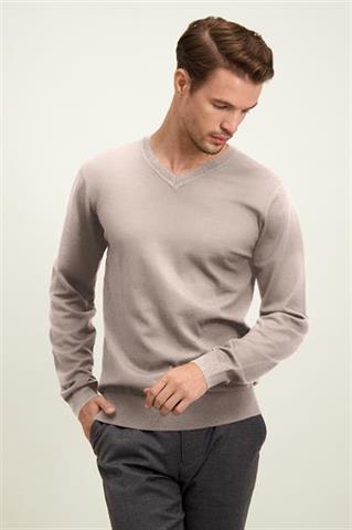 Beżowy męski sweter v-neck 74269 - 636981