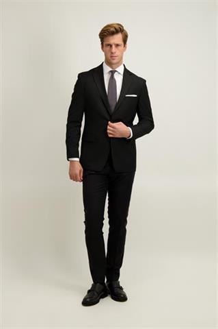 Czarny garnitur męski 35515 - 651921