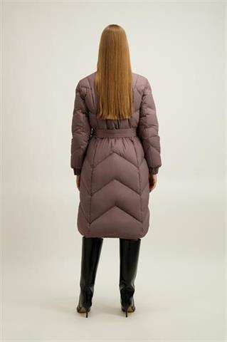 Puchowy brązowo-szary płaszcz damski 87489 - 656811