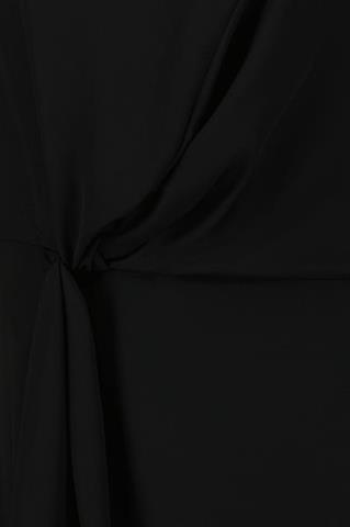 Czarna sukienka z wiązaniem 57802 - 659881