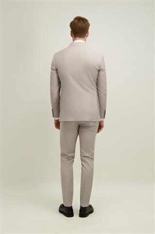 Beżowy garnitur męski z wełną 35492 - 665521