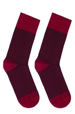 Czerwono-czarne skarpety w pepitkę 72858 - 8451