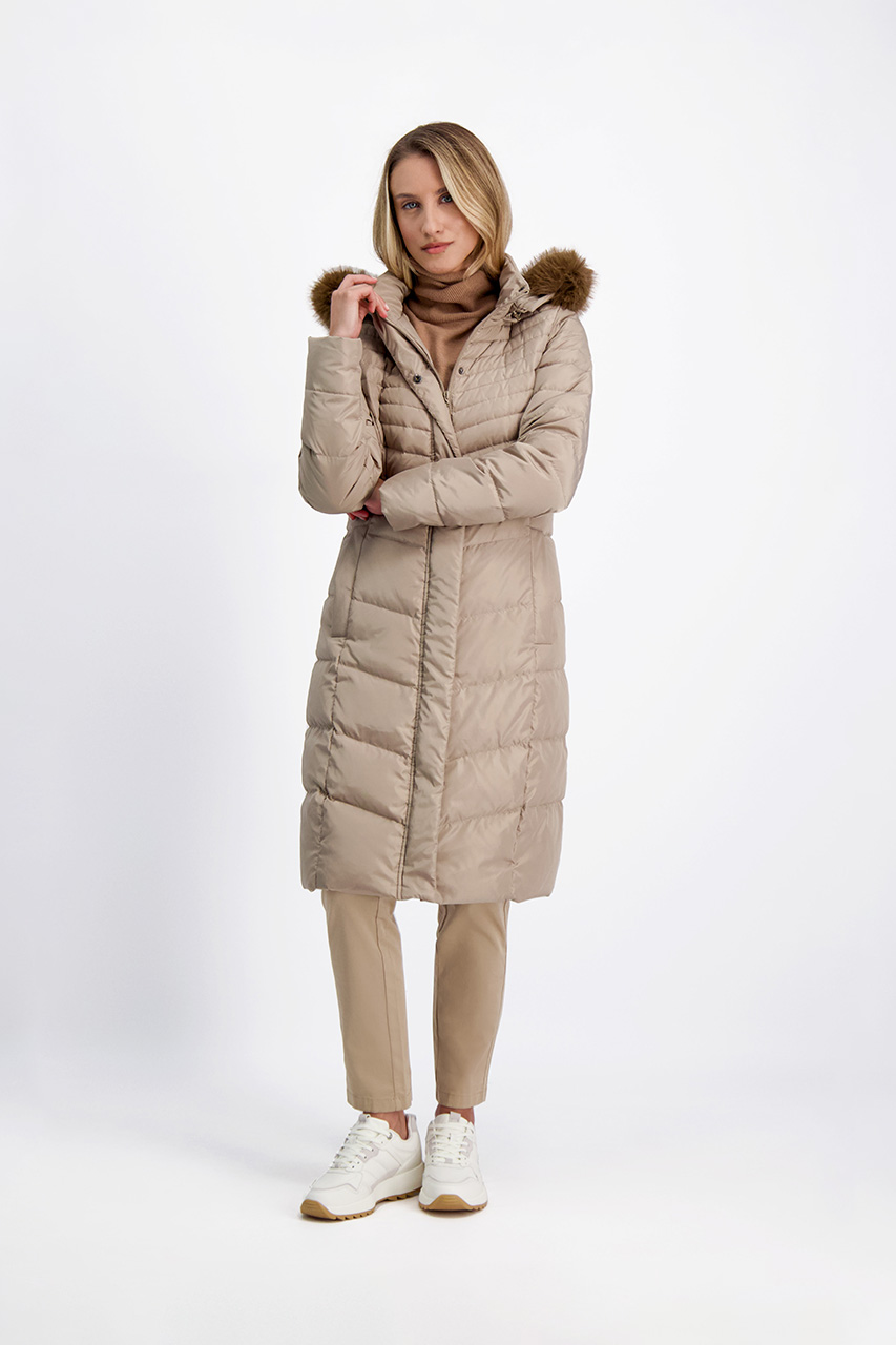Puchowy płaszcz pikowany 86263