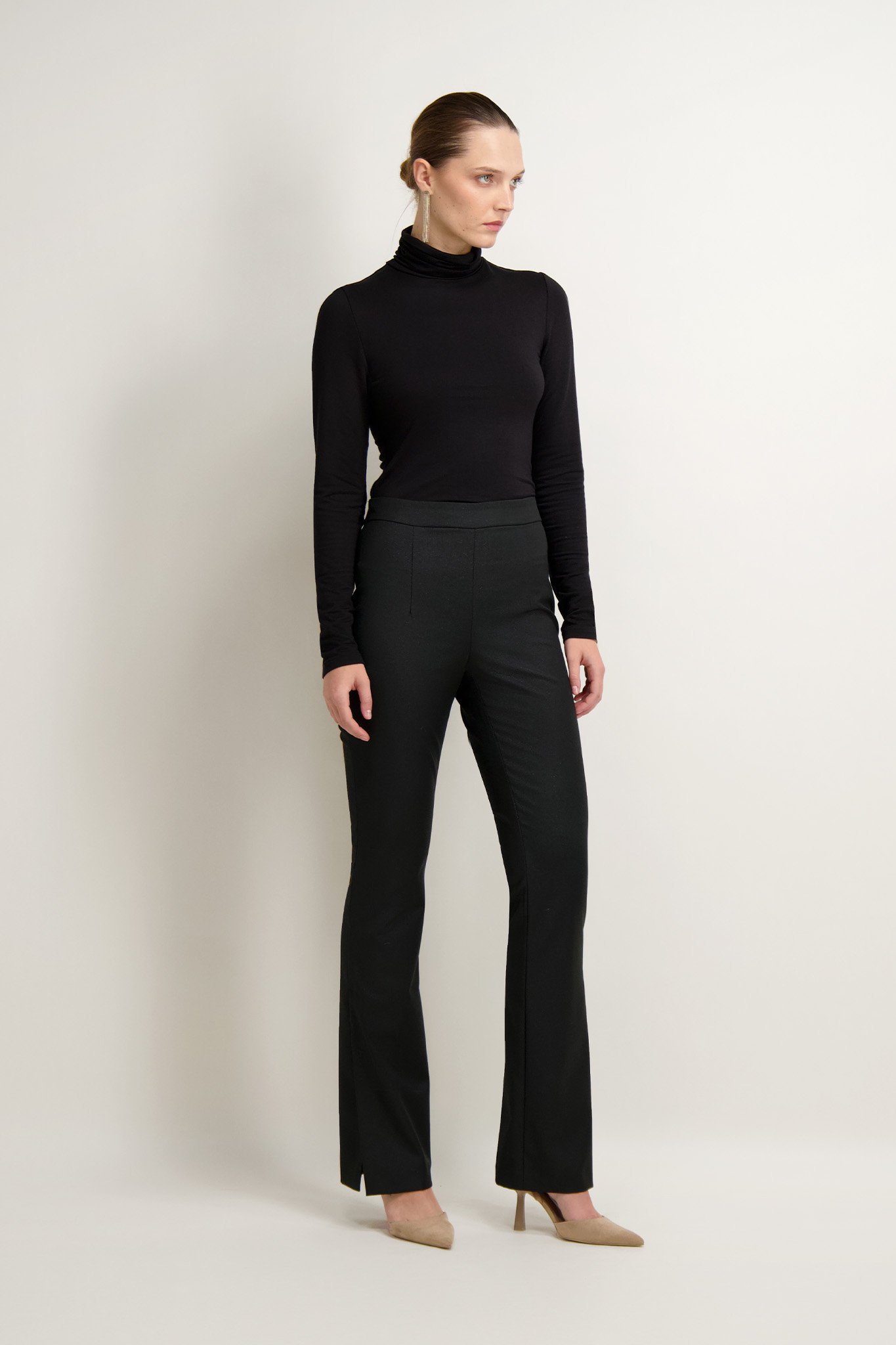 Spodnie z prostymi nogawkami 86244