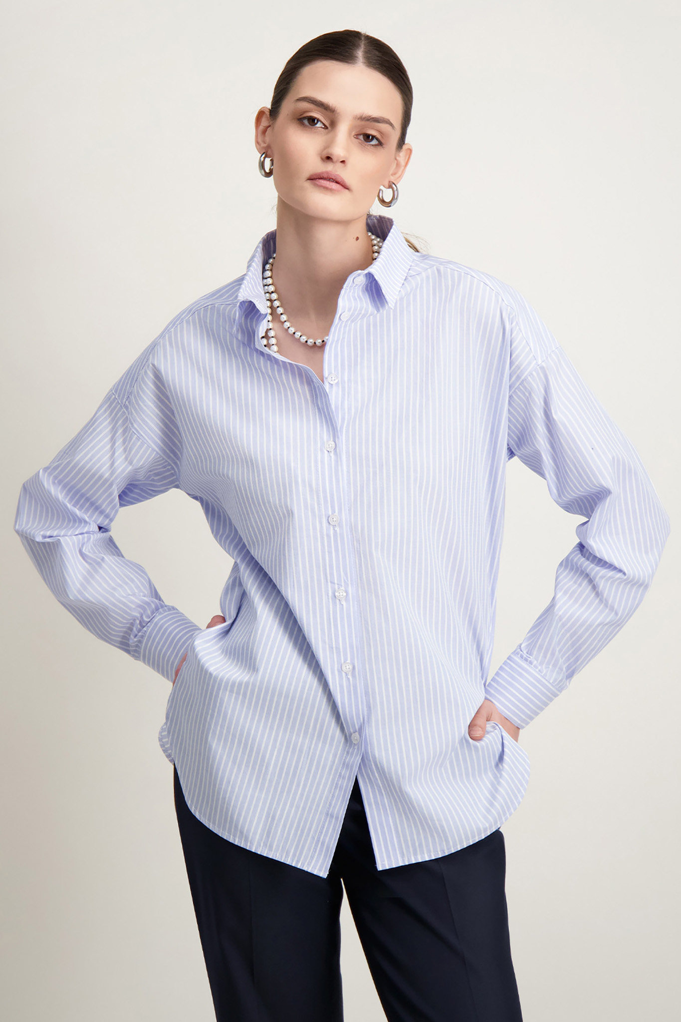 Biało niebieska koszula damska w prążki 86629