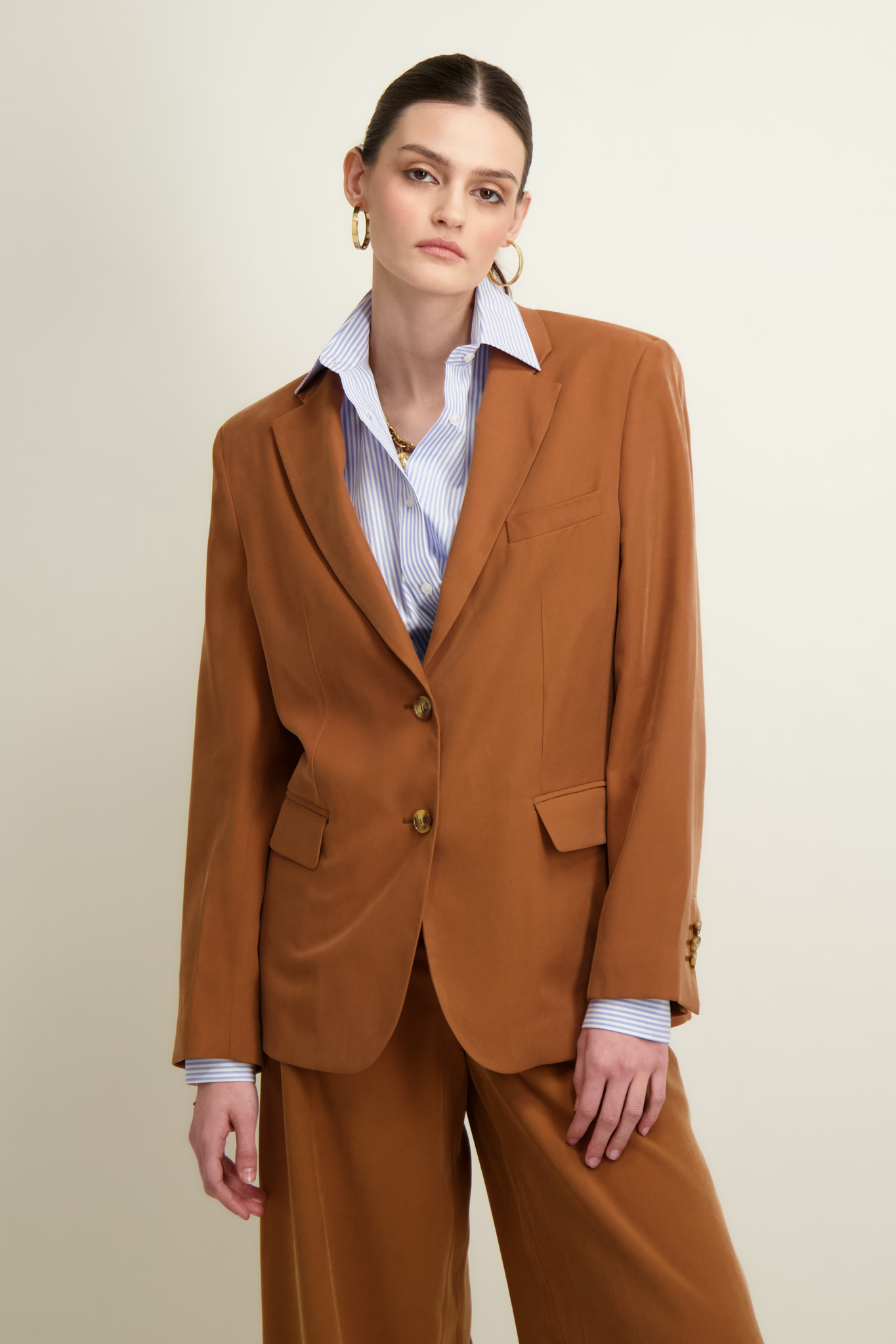 Cynamonowa marynarka damska 86946