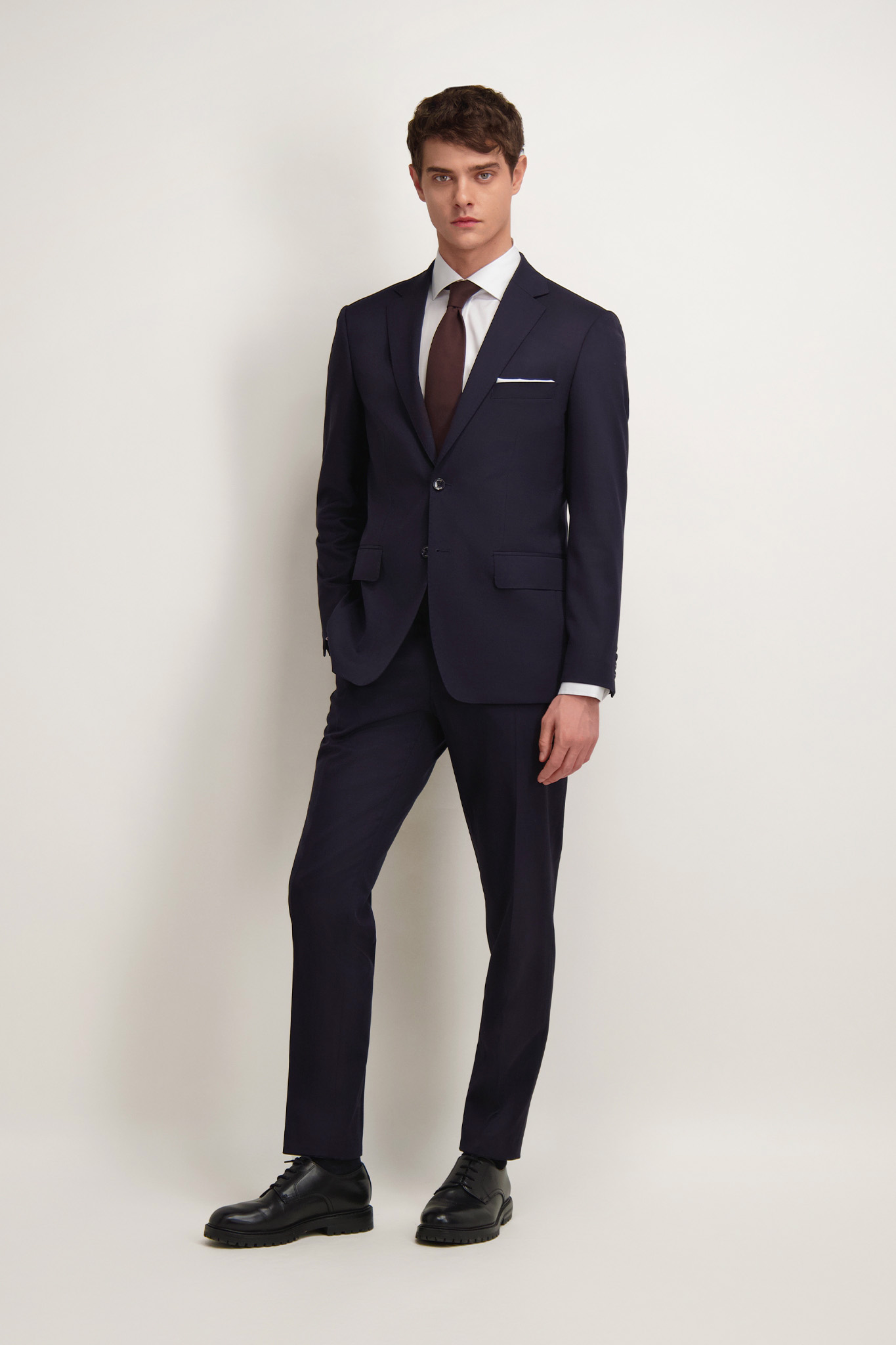 Granatowe spodnie męskie z wełną 60444