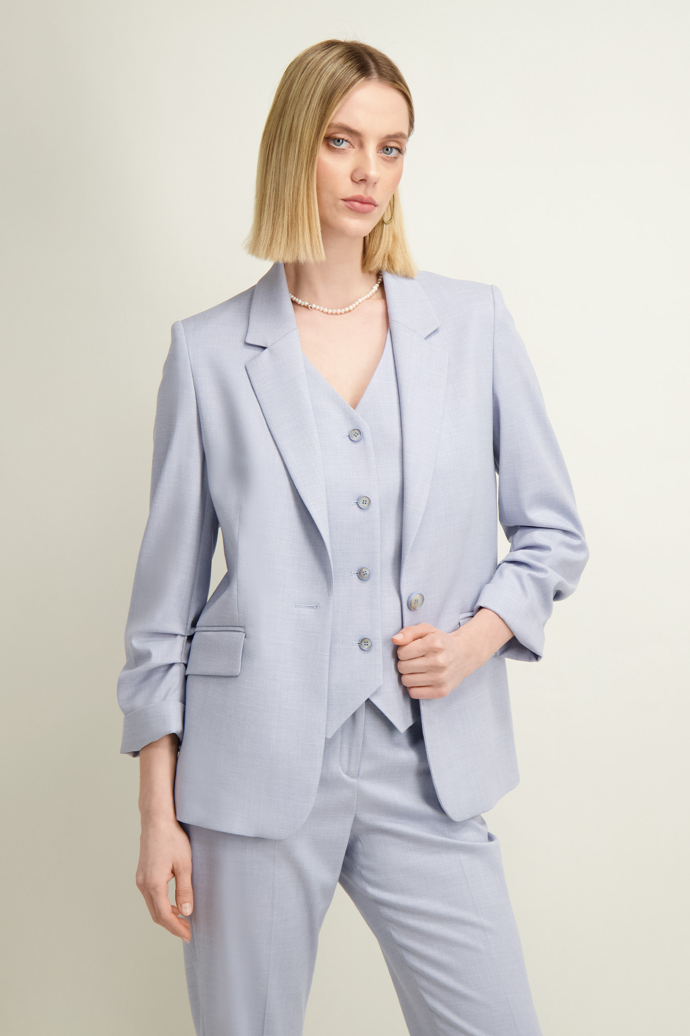 Jednorzędowa niebieska marynarka damska 86960