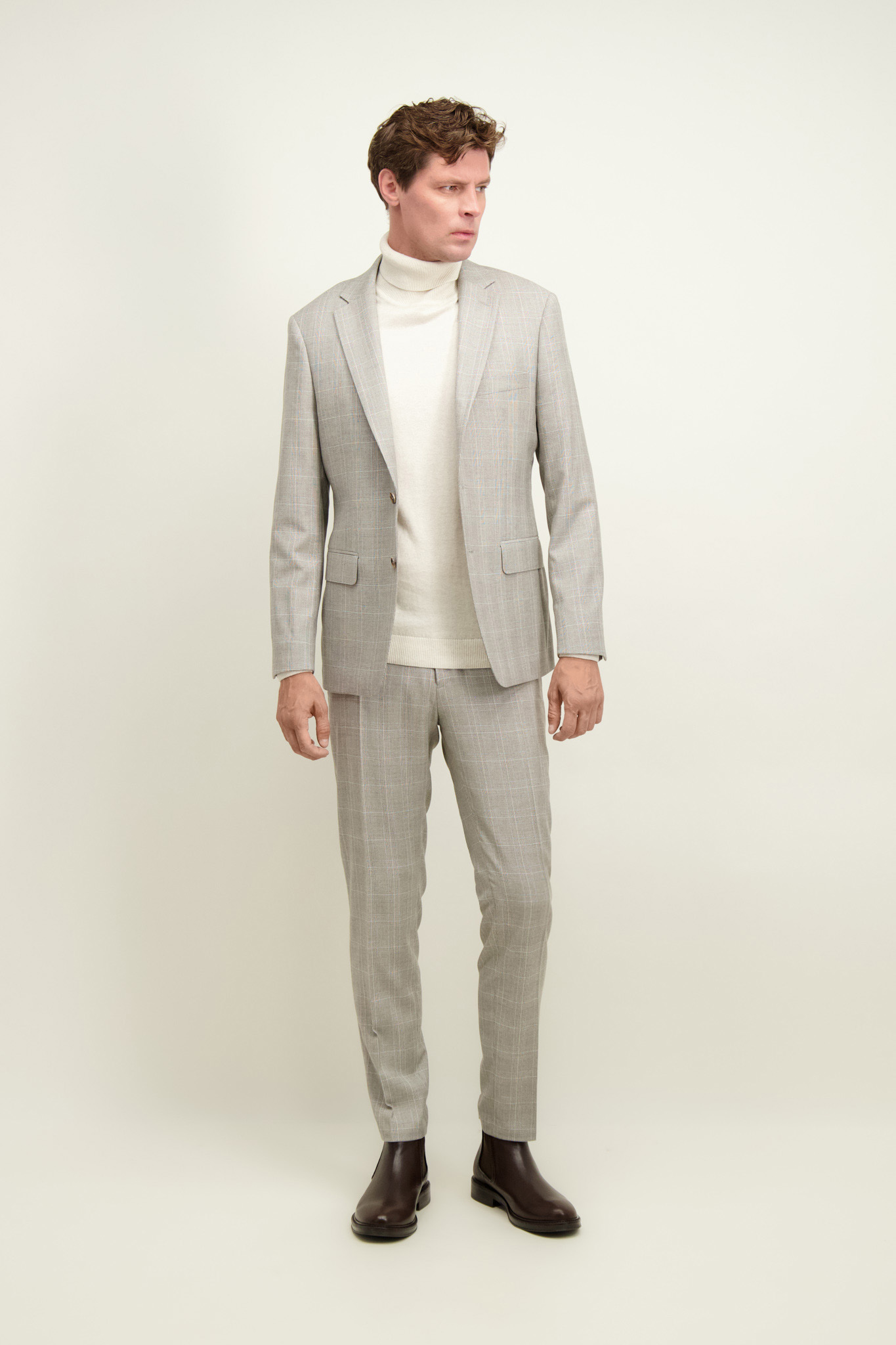 Jednorzędowy garnitur męski w kratę 35478