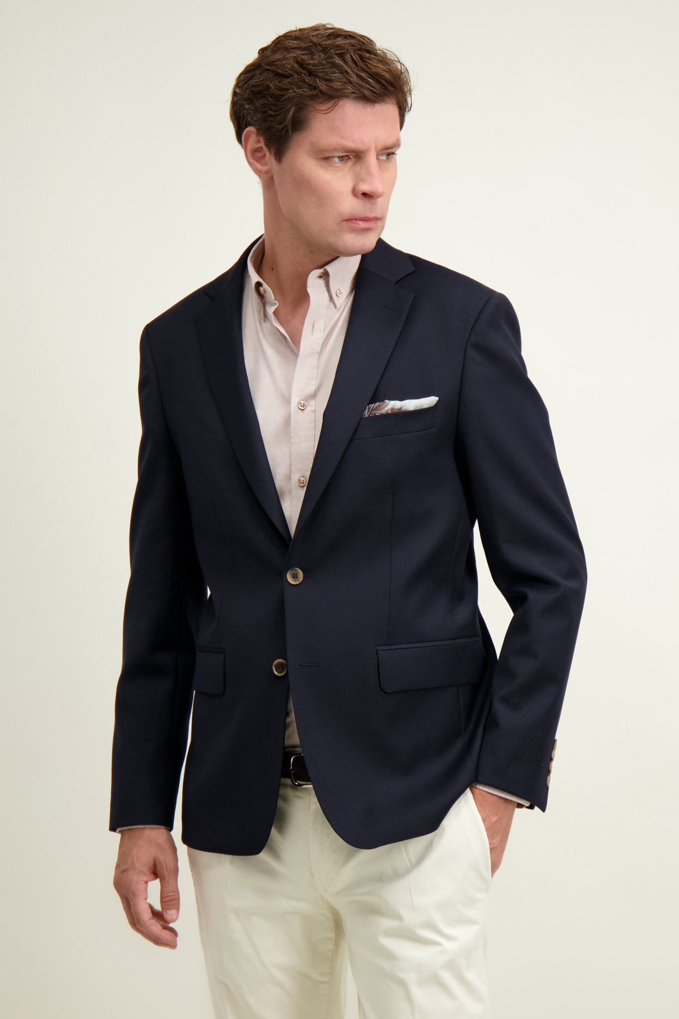 Jednorzędowa granatowa marynarka męska 46454