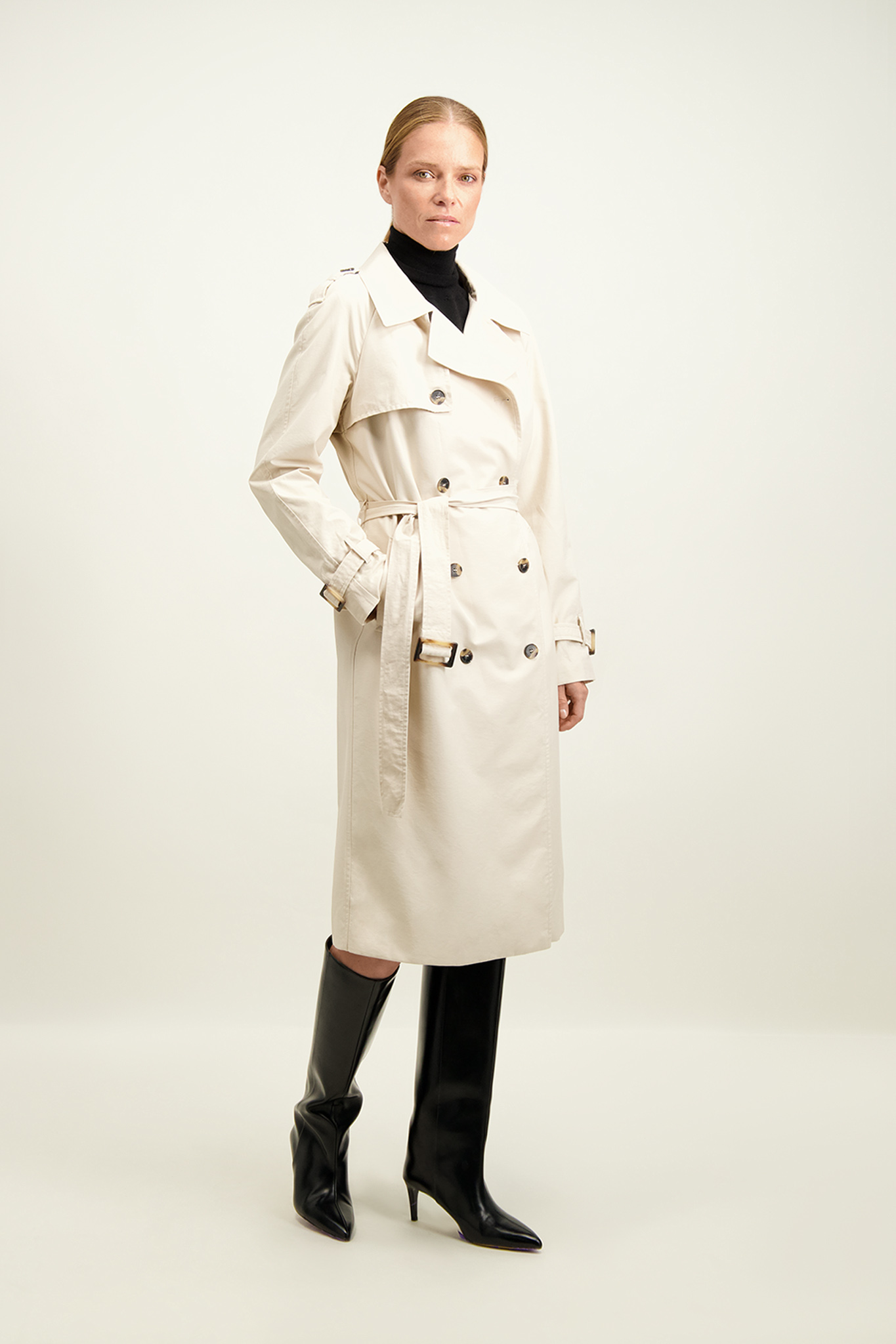 Dwurzędowy płaszcz damski 86891