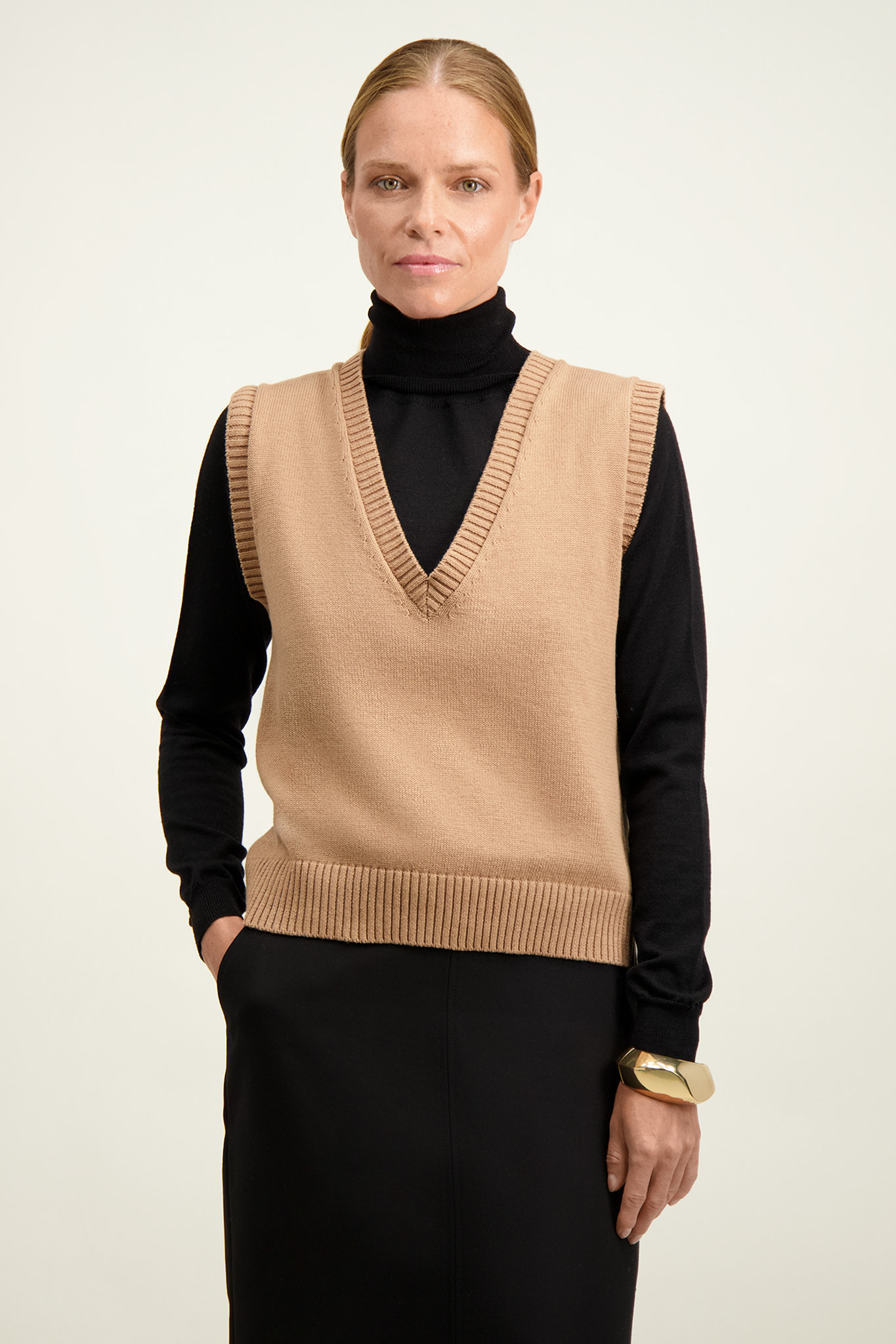 Beżowa bawełniana kamizelka damska 87070