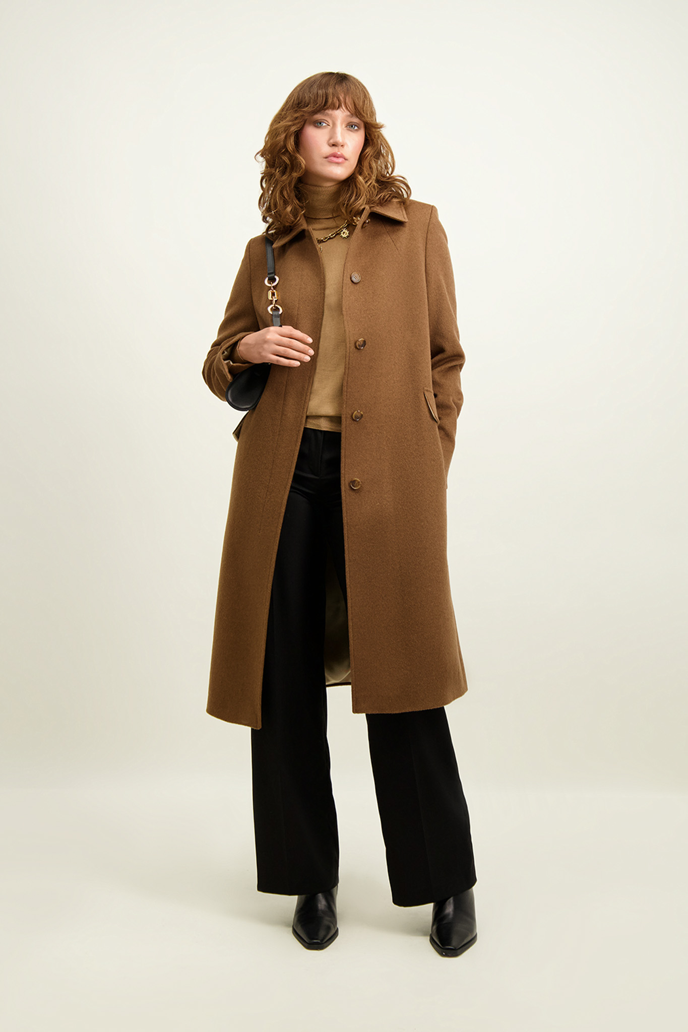 Kamelowy płaszcz damski z wełną 87091