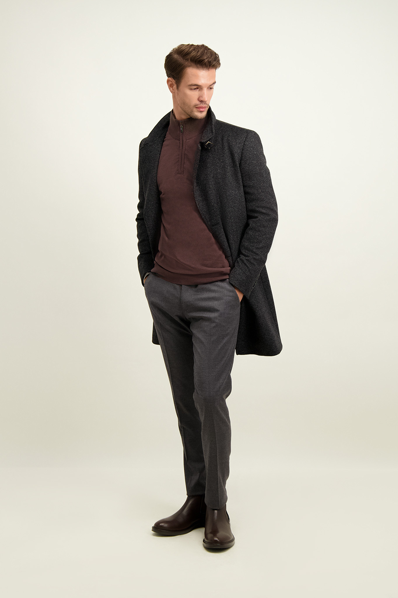 Grafitowy płaszcz męski z wełną 20014