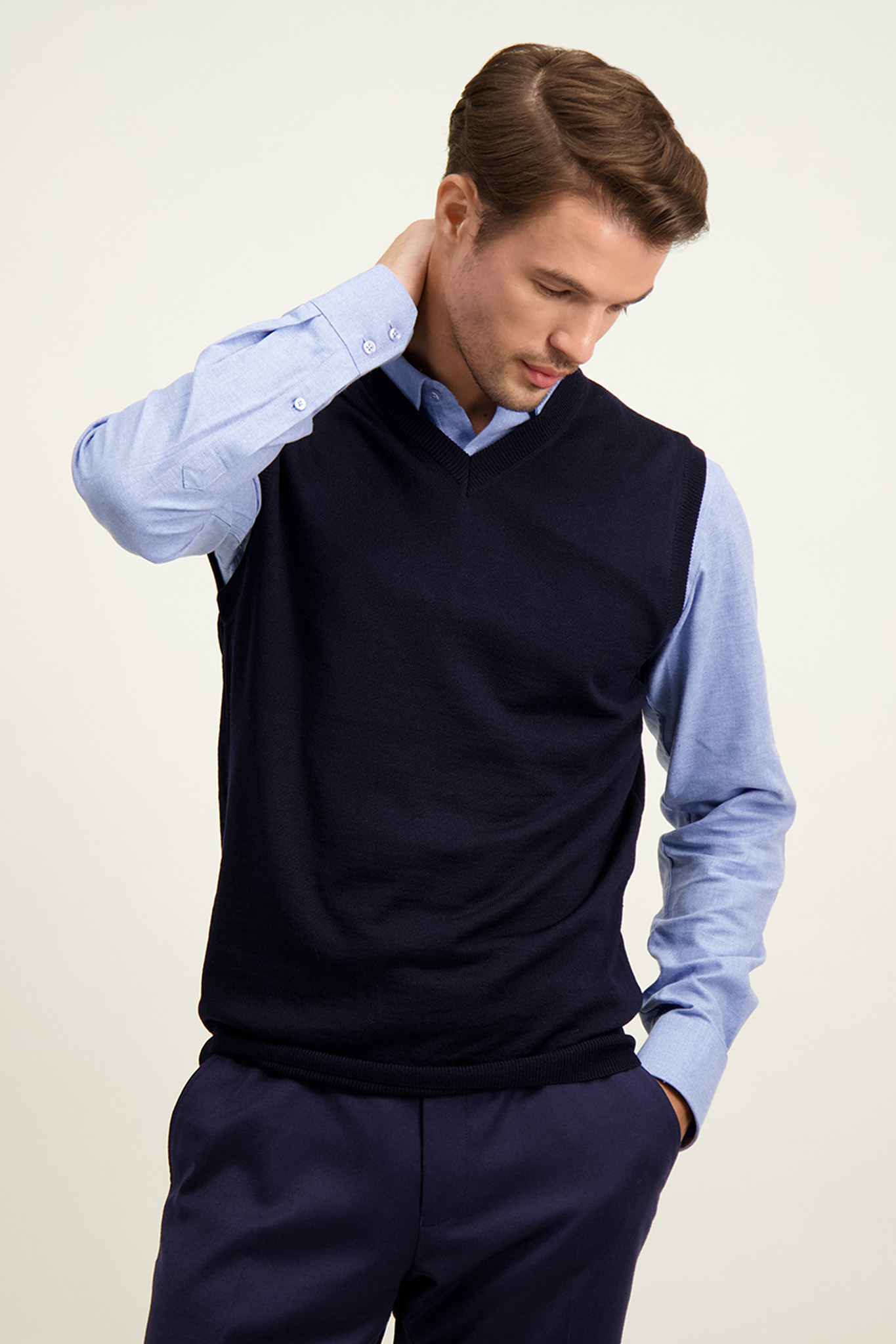 Granatowa kamizelka męska z wełny merino 74271