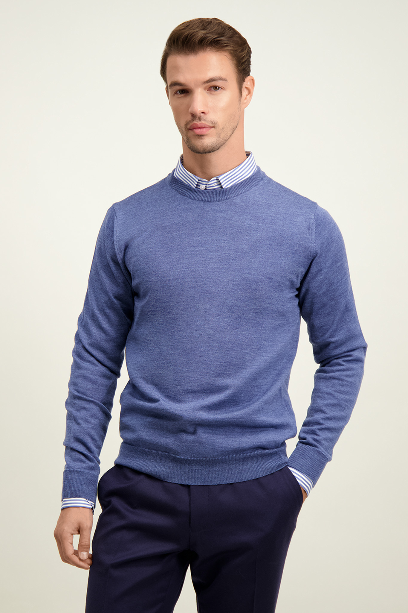 Niebieski sweter męski z wełny merino 74287