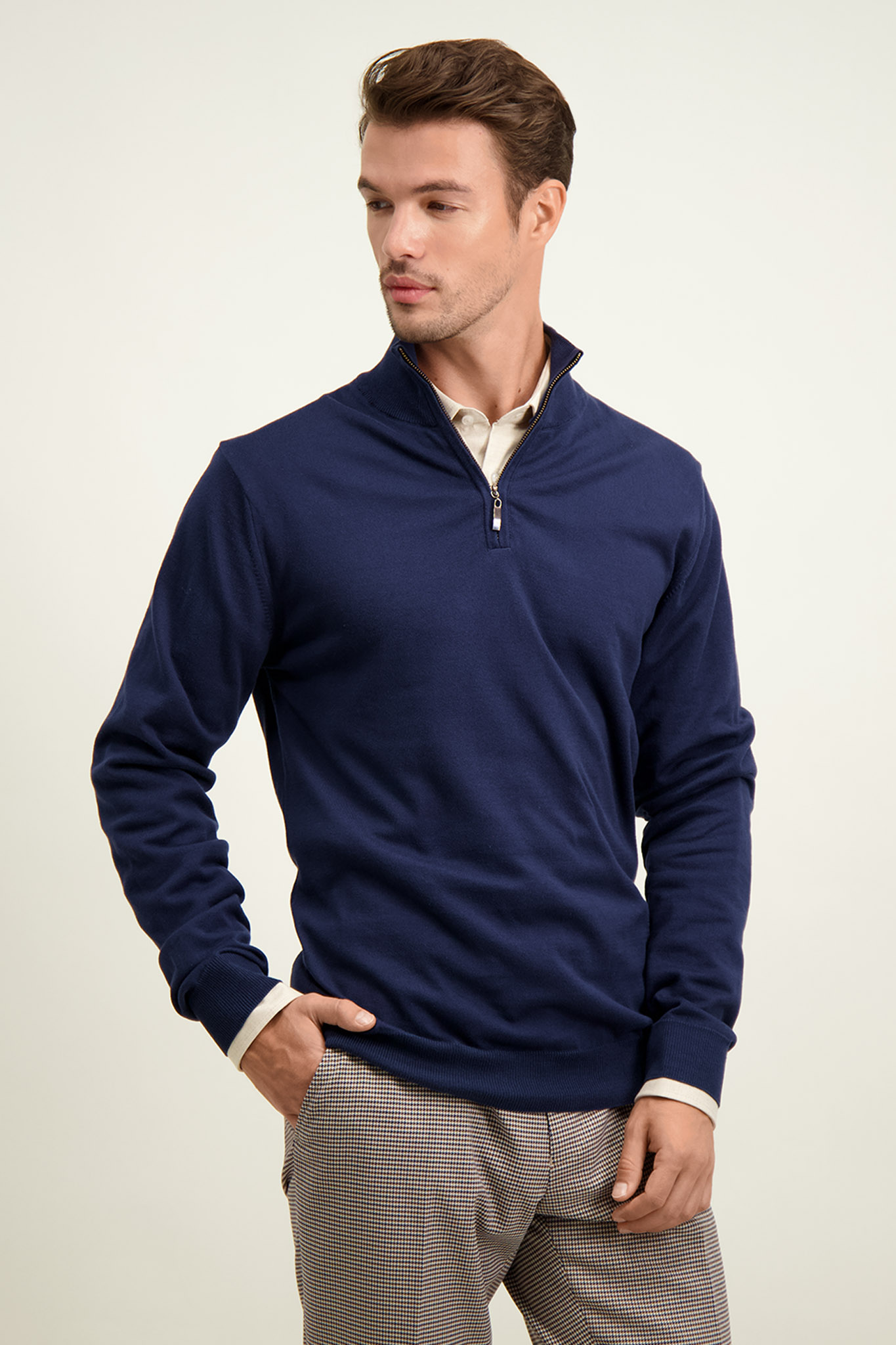 Granatowy bawełniany sweter męski 74292