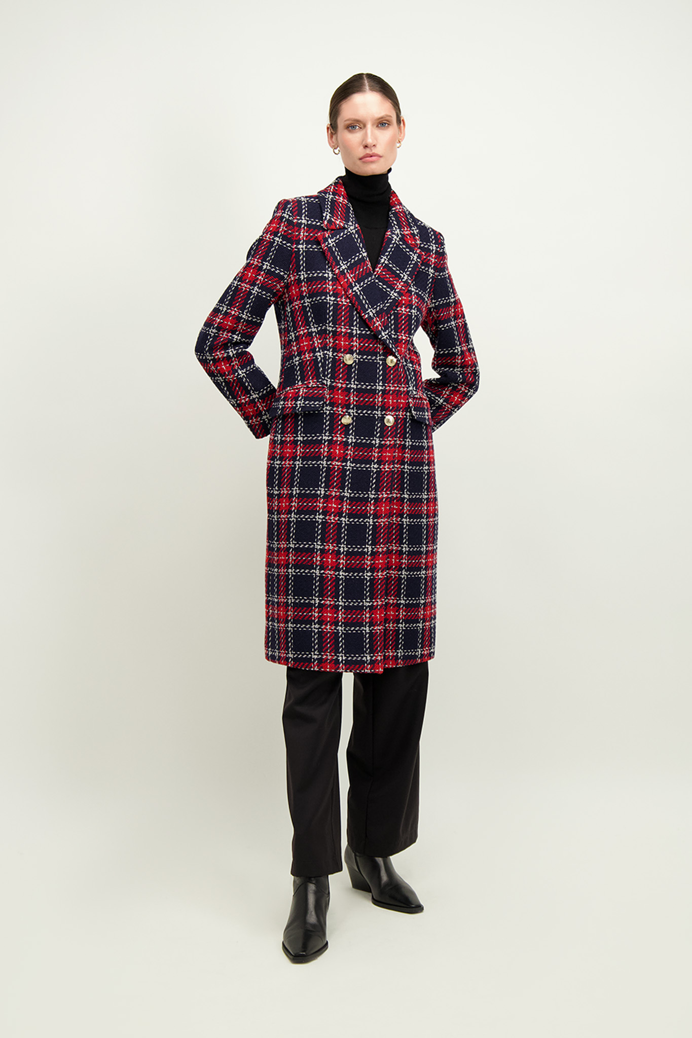 Granatowy płaszcz damski z wełną 87293