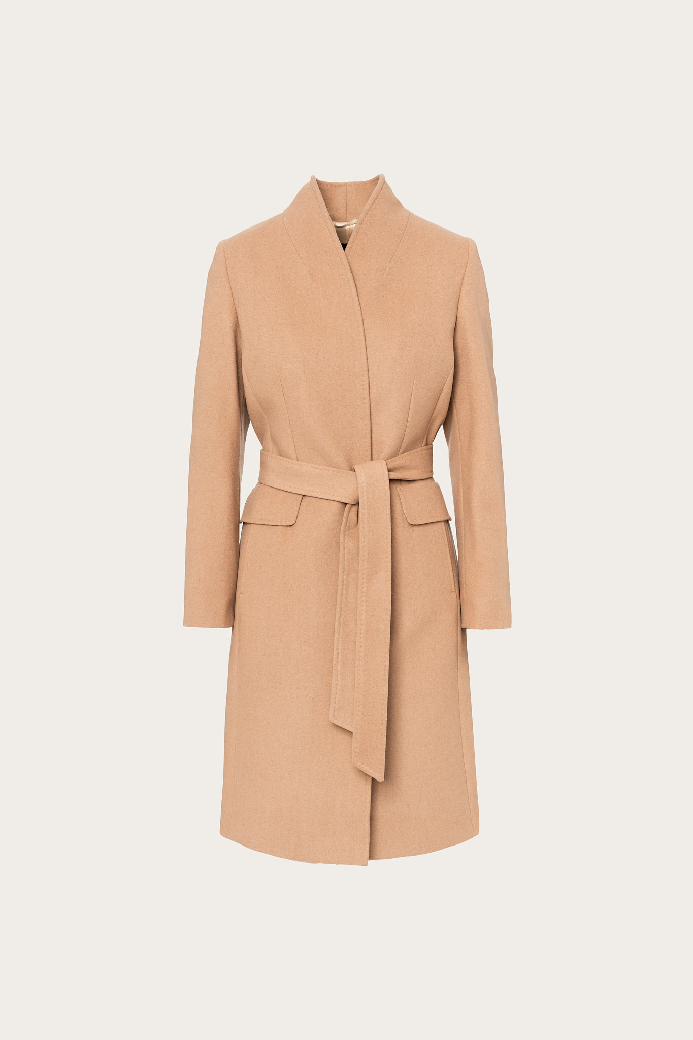 Beżowy płaszcz damski z wełną 87175