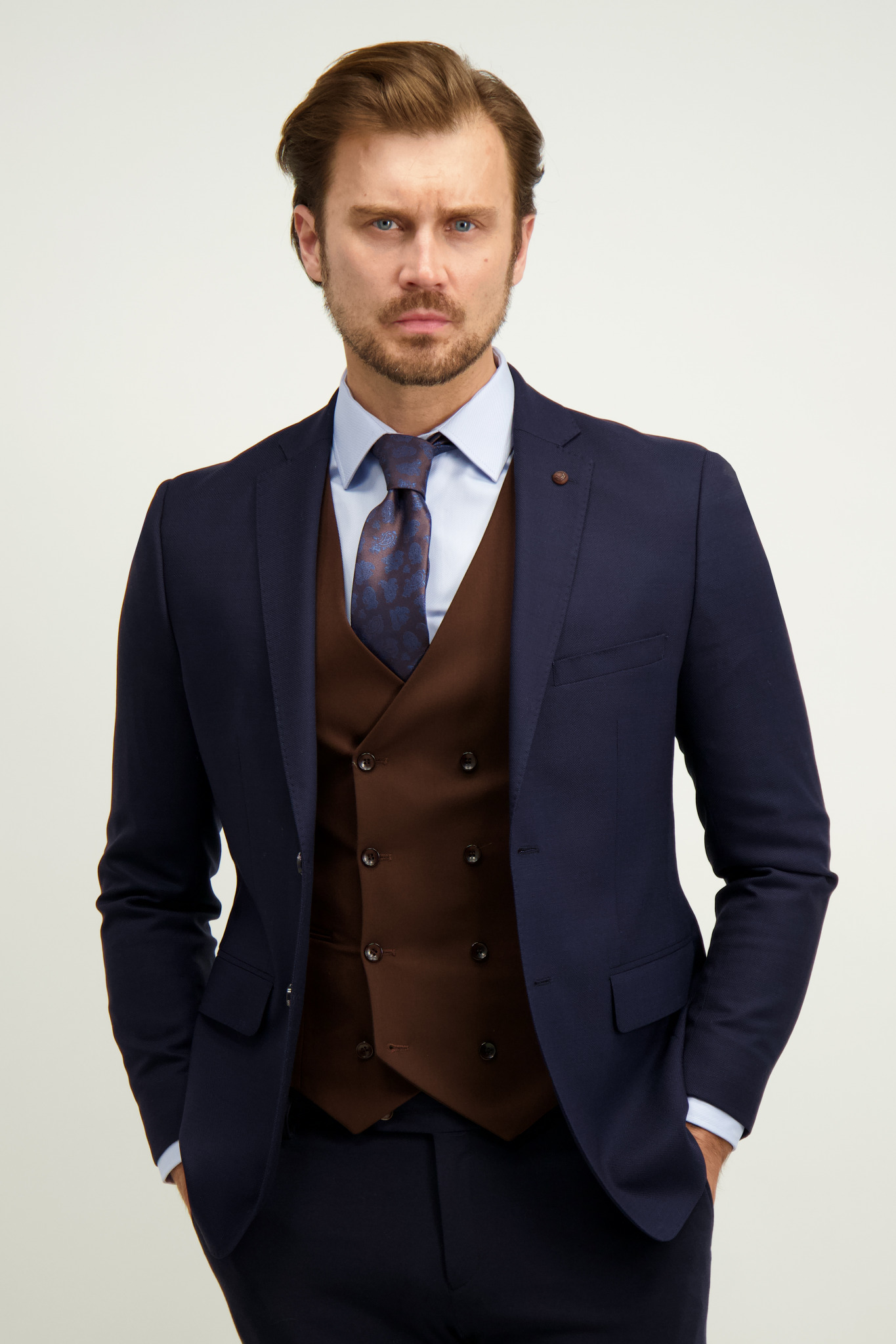 Brązowa kamizelka męska 57667