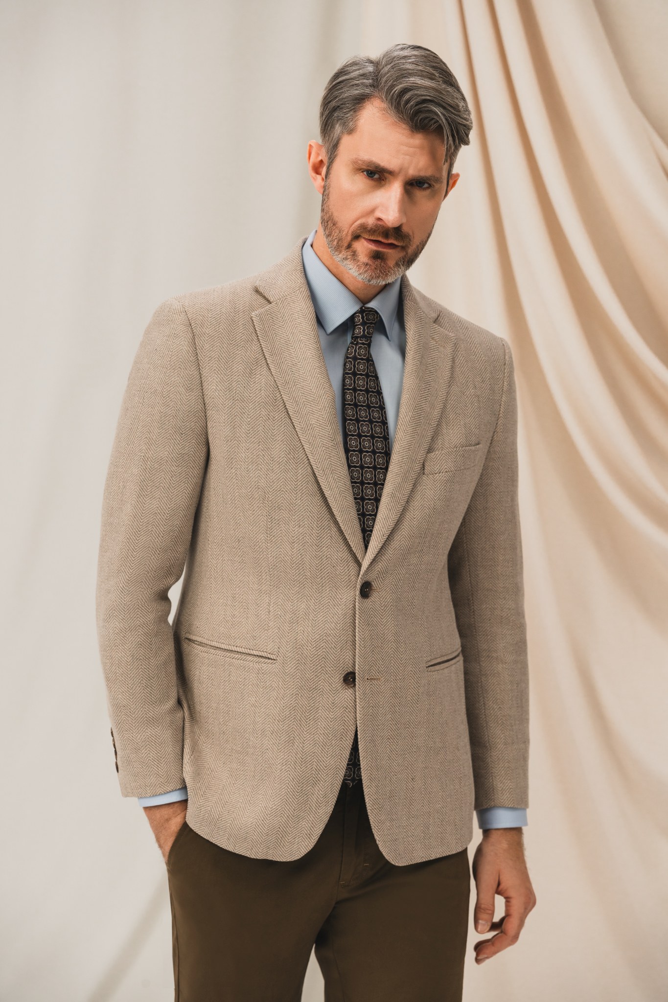 Marynarka męska beżowa w jodełkę 46486