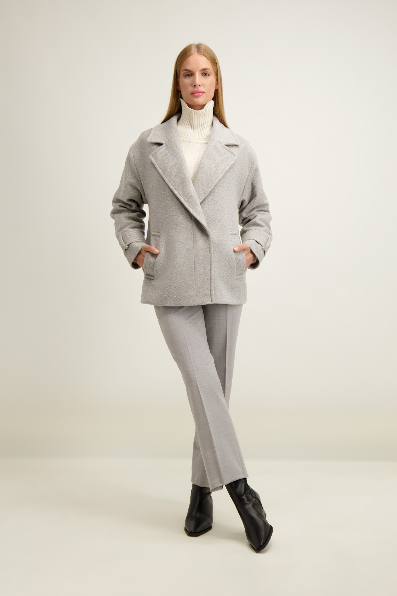 Szaro-beżowa kurtka damska z wełną 87394