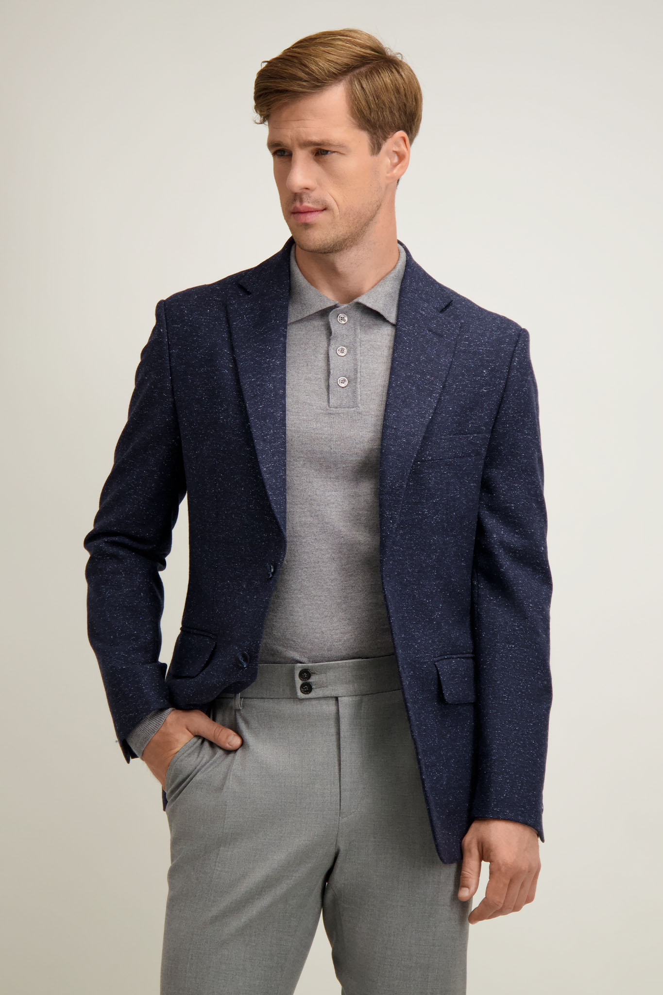 Granatowa marynarka męska z wełną 46489