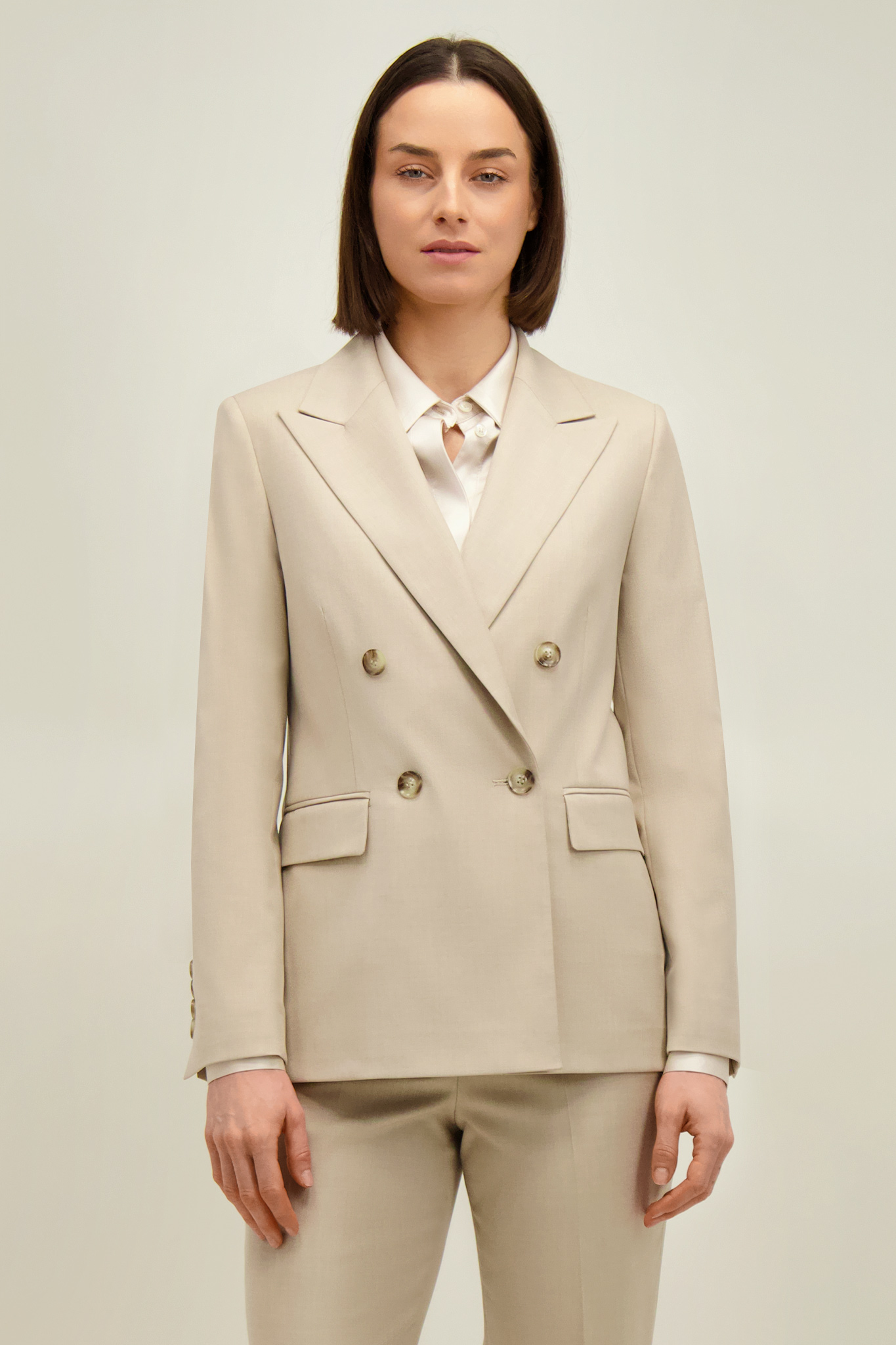 Beżowa marynarka damska 87593