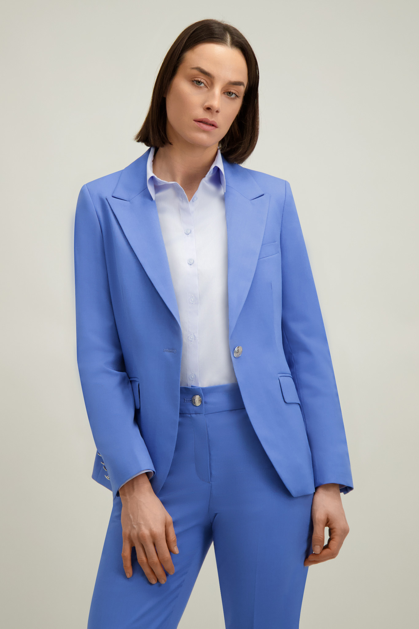 Niebieska marynarka damska 87650