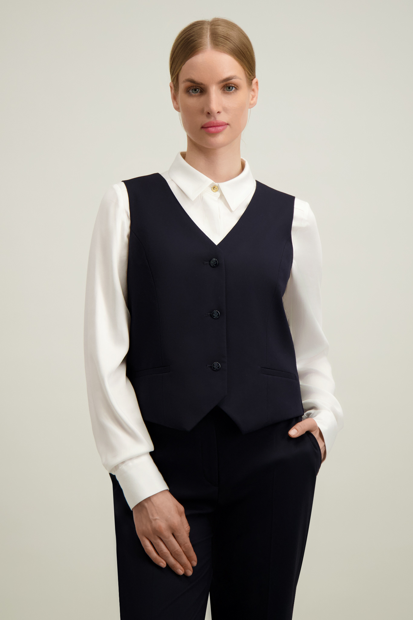 Granatowa kamizelka damska 87323