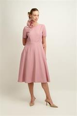 Rozkloszowana różowa sukienka 87059