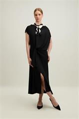 Czarna sukienka z wiązaniem 57802